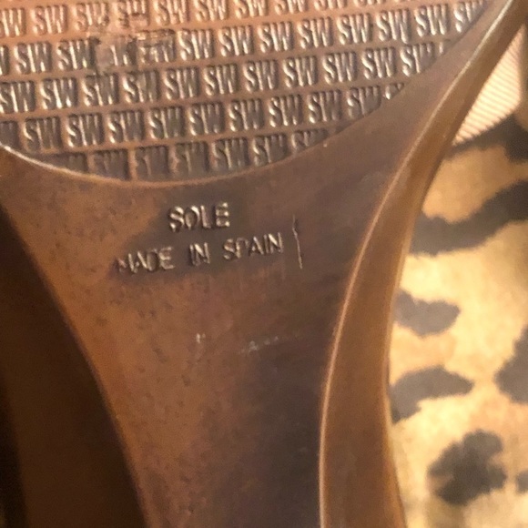 Stuart Weitzman  size 10 khaki tan open toe slides very comfortable - Picture 7 of 9